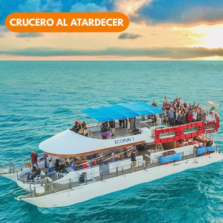 Sunset moments at sea